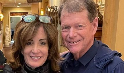 Tom Watson and Leslie got engaged in May.